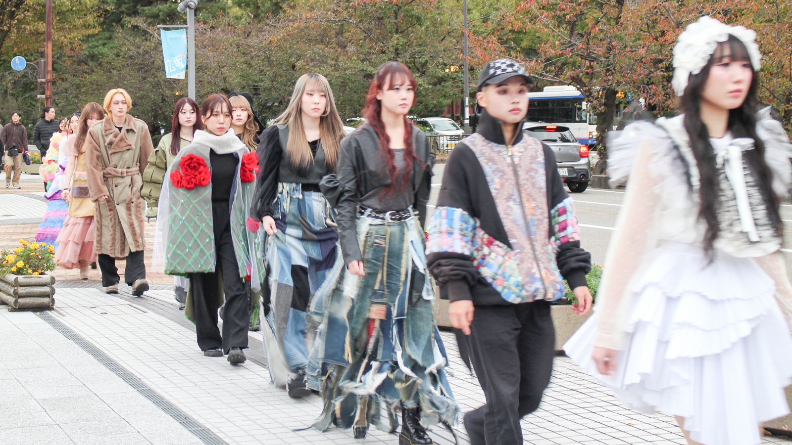 「まちなか学生まつり2025」でファッションショーを開催！